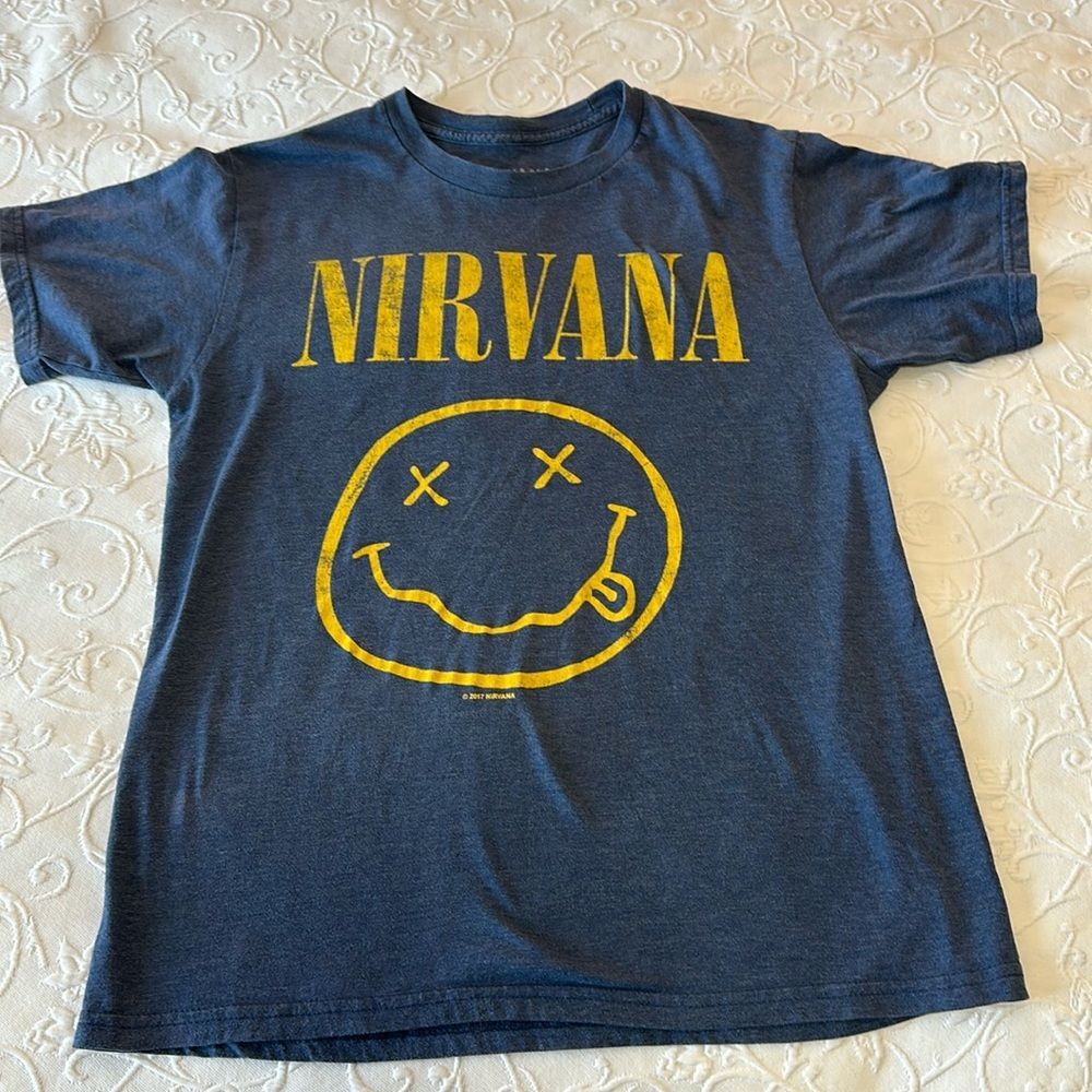 NIRVANA T-Shirt Worn but No Holes or Real‎ Damage Pit to Pit 19" Length 25"